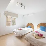 Casa La Concha - Luxury 6 Bedroom In Marbella, Beautiful Mountain View, Heated Swimming Pool, 15min Walk To Puerto Banus Beaches, Sleeps Up To 12 ヴィラ