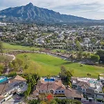 ヴィラ Casa La Concha - Luxury 6 Bedroom In Marbella, Beautiful Mountain View, Heated Swimming Pool, 15min Walk To Puerto Banus Beaches, Sleeps Up To 12
